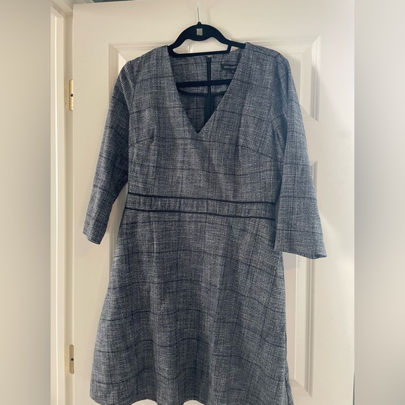 Tweed Banana Republic long sleeve dress - size 12 - Picture 3 of 4
